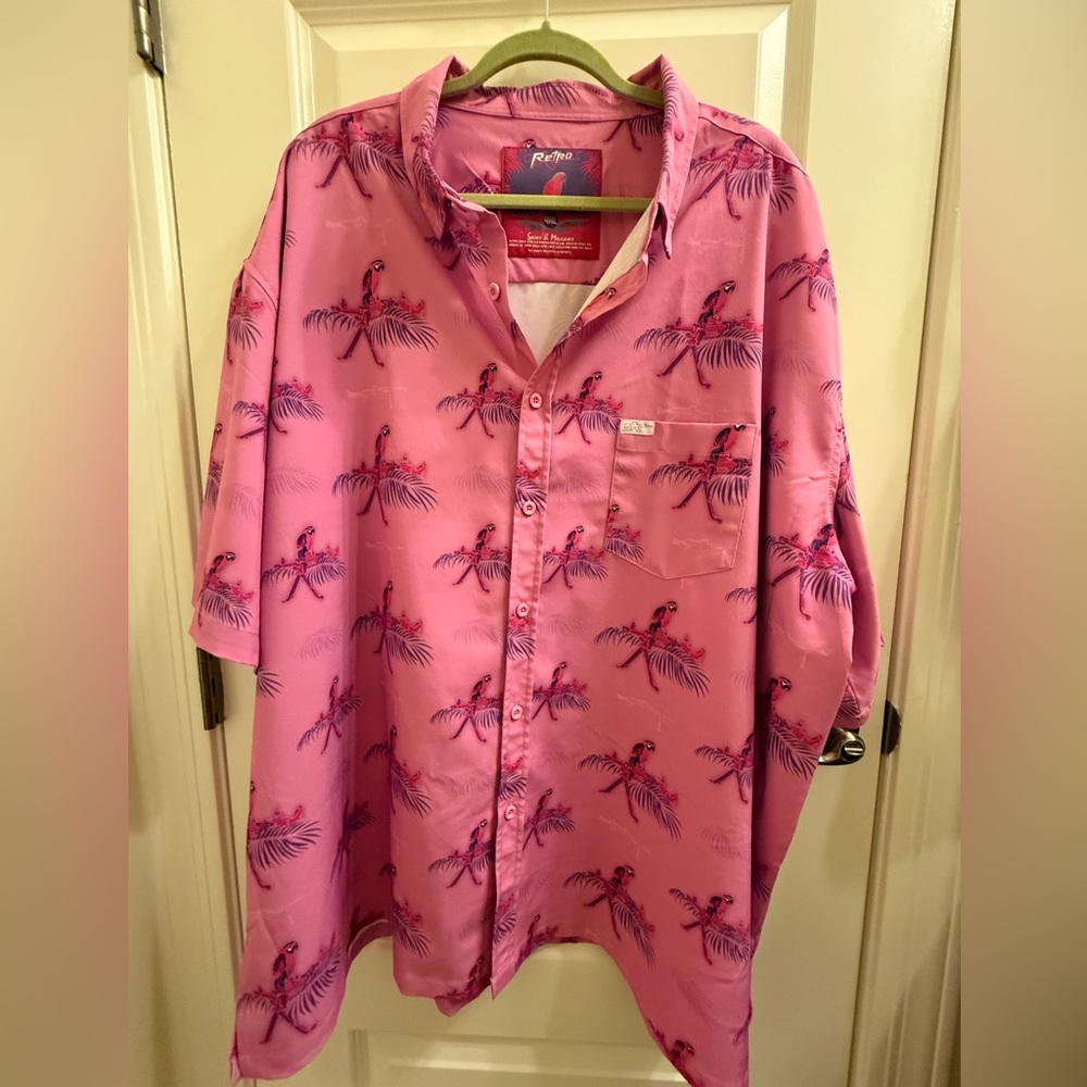 Retro Rifle Tropical Pink Men's Casual Shirt